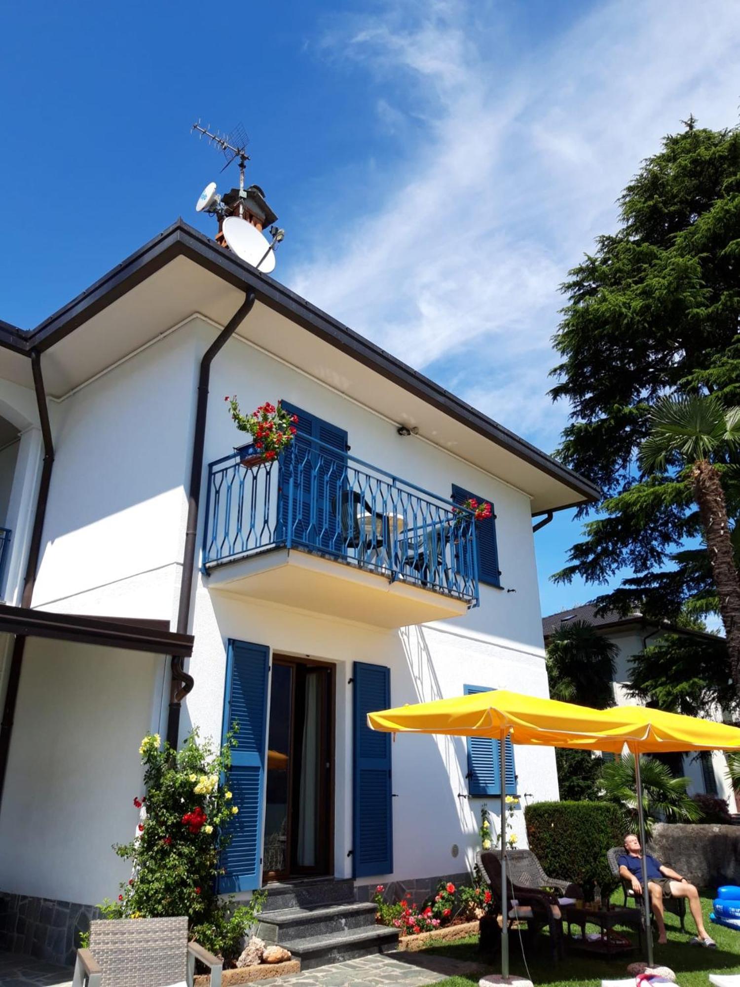 Residence Leggeri Apartments Domaso Kültér fotó