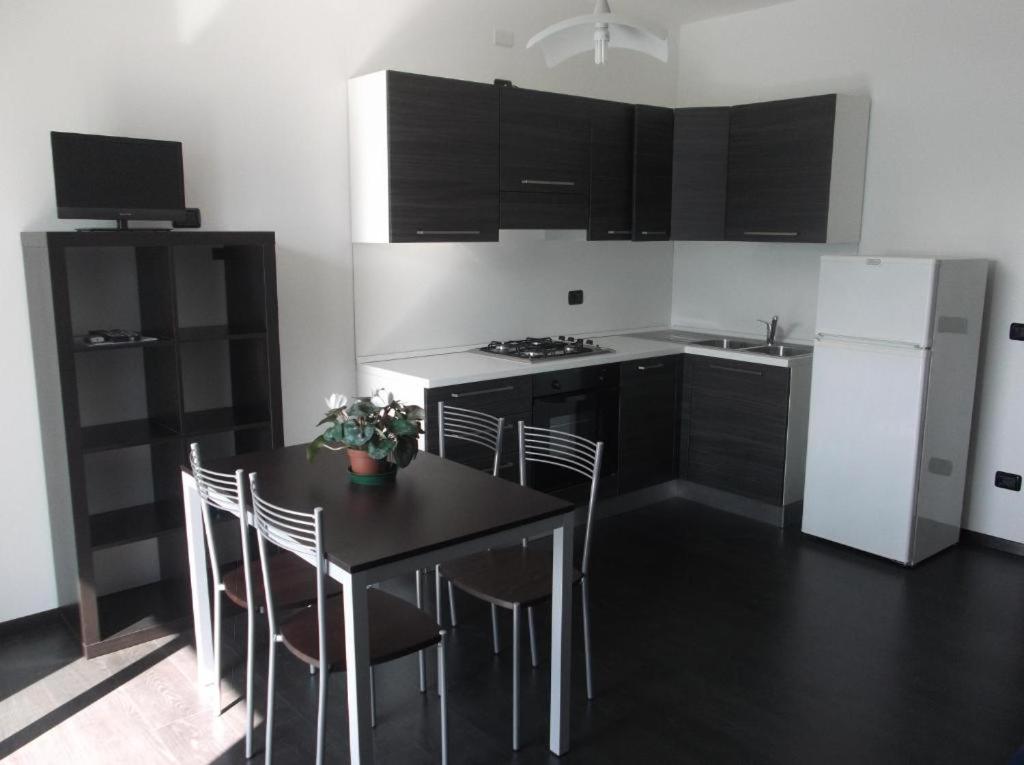 Residence Leggeri Apartments Domaso Kültér fotó